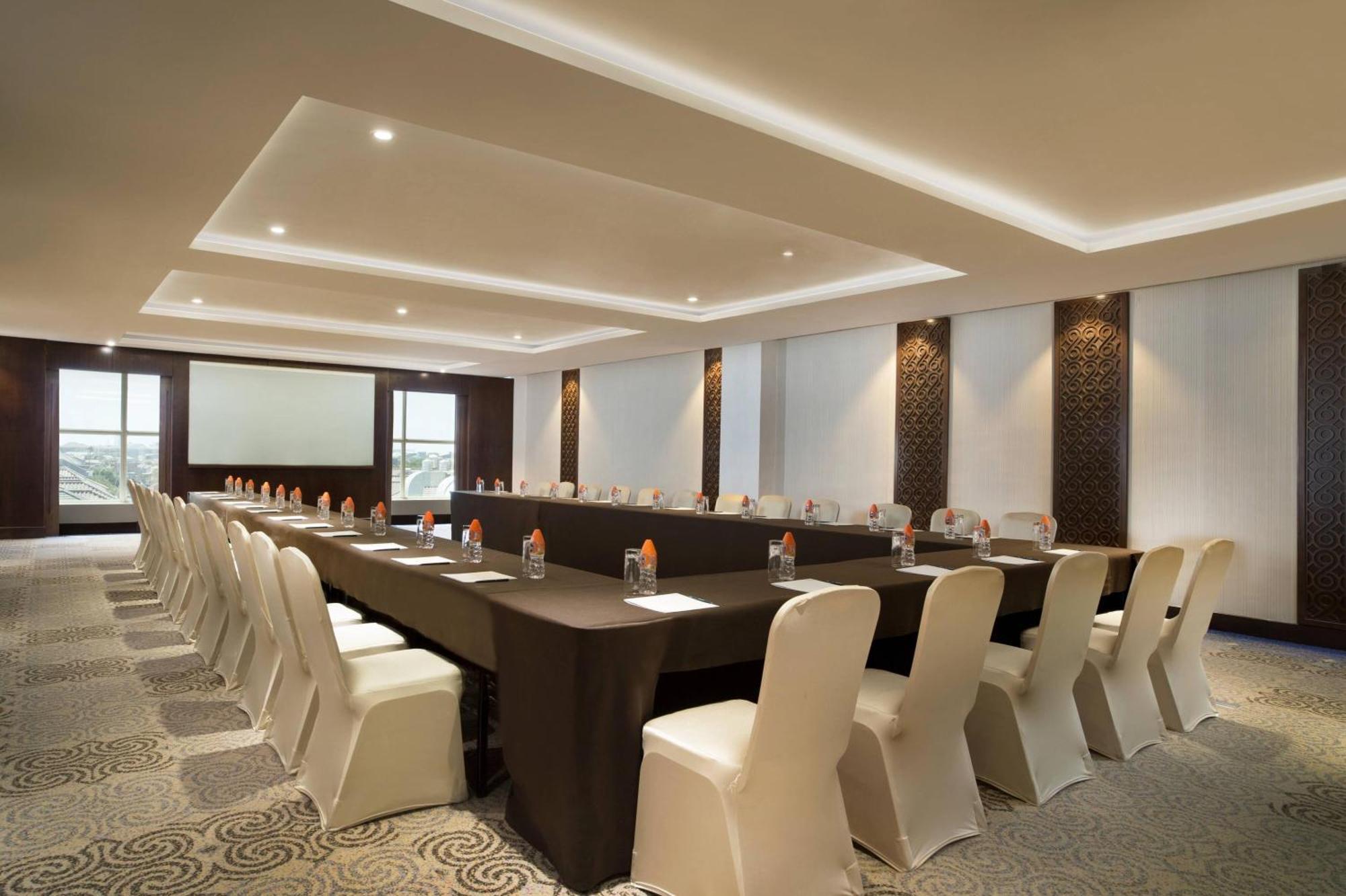Four Points By Sheraton Макасар Екстер'єр фото
